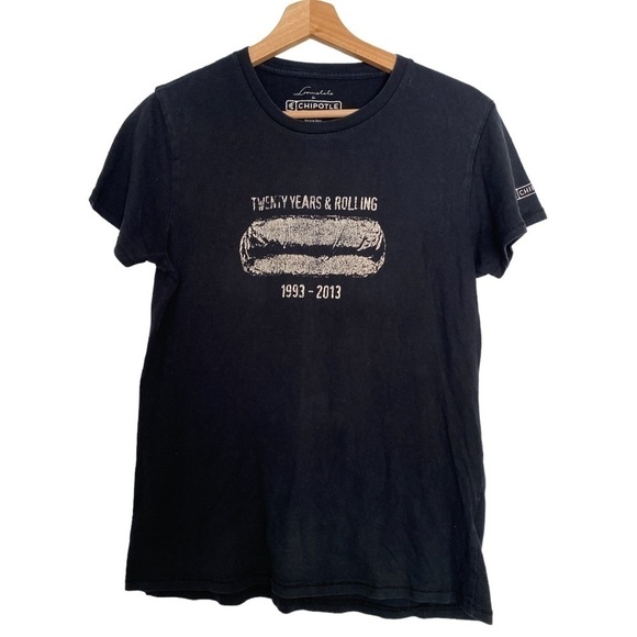 CHIPOTLE BURRITO TEE 20 YEARS AND ROLLING SIZE LARGE WOMENS - Picture 1 of 2
